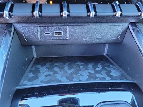 New 2026 GMC Canyon Elevation w/ Convenience Package image 20