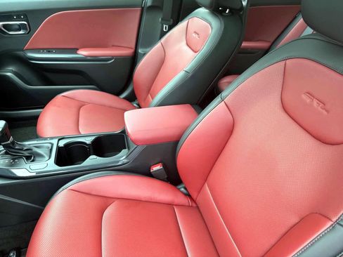 Used 2025 Kia K4 GT-Line w/ GT-Line Premium Package image 16