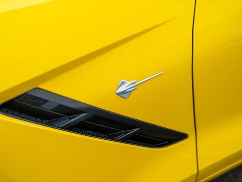 Used 2015 Chevrolet Corvette Stingray Coupe w/ 3LT Preferred Equipment Group image 30