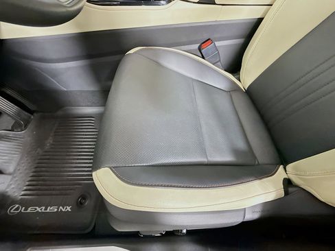 Certified 2023 Lexus NX 250 FWD w/ Premium Package image 19