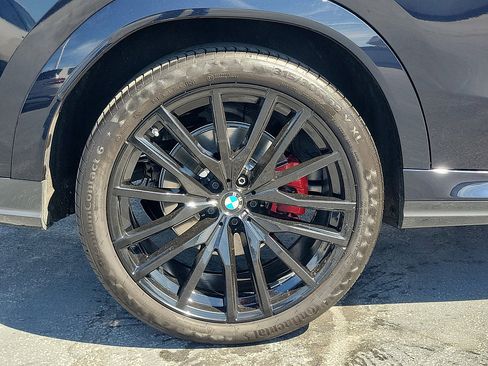 Used 2024 BMW X6 xDrive40i w/ M Sport Professional Package AWD/4WD image 6