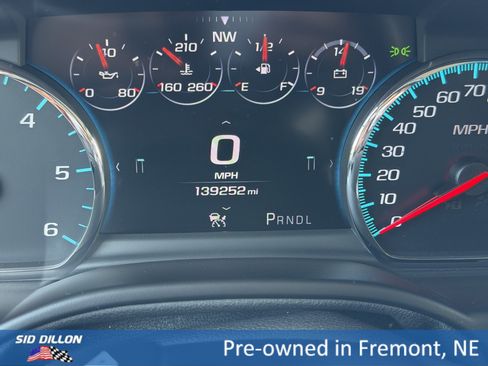Used 2020 Chevrolet Suburban Premier w/ Premier Plus Edition image 22