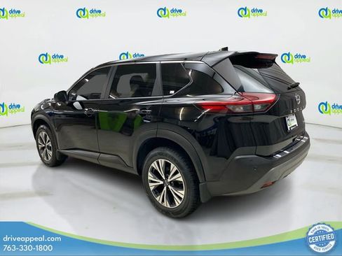 Used 2023 Nissan Rogue SV image 7