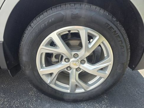 Used 2018 Chevrolet Equinox Premier AWD/4WD image 13