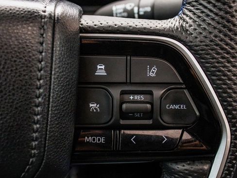 Used 2024 Toyota Tundra Platinum image 16