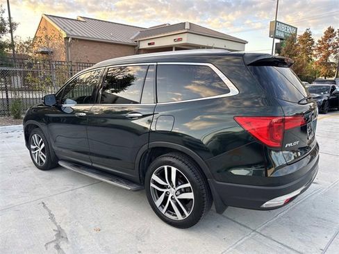 Used 2016 Honda Pilot Touring image 5