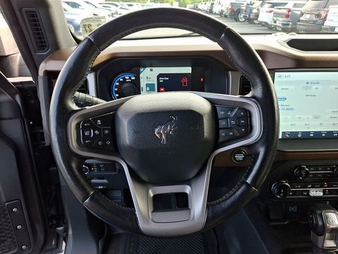 Used 2022 Ford Bronco Outer Banks AWD/4WD image 19