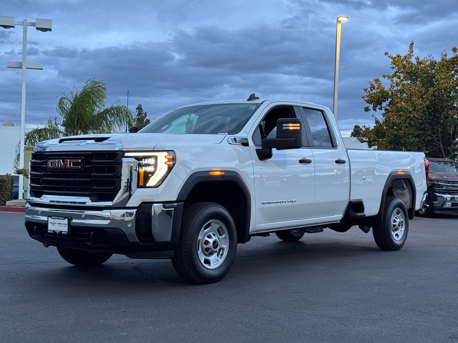 Certified 2026 GMC Sierra 2500 Pro w/ 1SA Pro Safety Plus Package RWD image 2