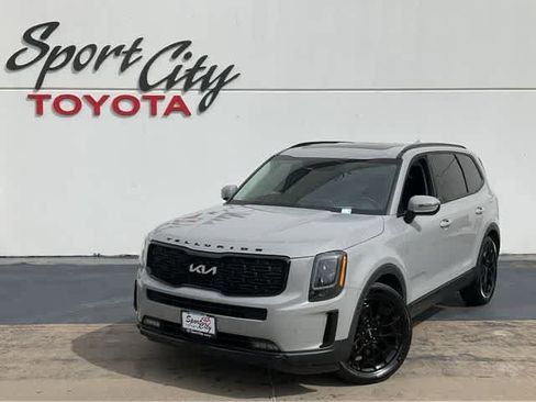 Used 2022 Kia Telluride SX w/ SX Prestige Package image 1