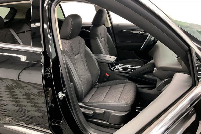 Used 2023 Buick Envision Preferred AWD/4WD image 8