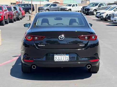 Used 2023 MAZDA MAZDA3 s FWD image 3