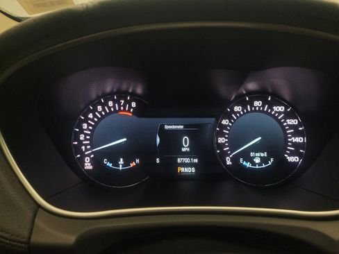 Used 2017 Lincoln MKX Reserve image 23