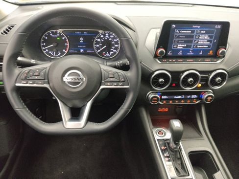 Used 2020 Nissan Sentra SV image 22