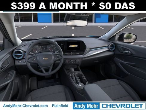 New 2026 Chevrolet Trax LS w/ LS Convenience Package FWD image 15