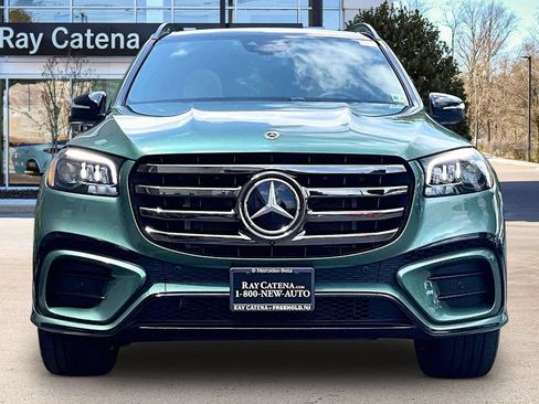 Certified 2026 Mercedes-Benz GLS 580 4MATIC image 3