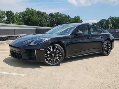 New 2025 Porsche Panamera 4