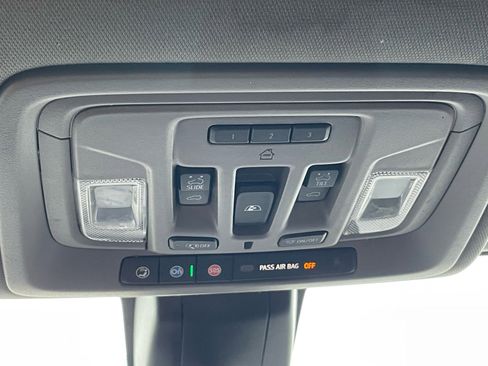 Used 2022 GMC Sierra 1500 SLT w/ SLT Premium Plus Package image 15