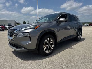 Used 2023 Nissan Rogue SV FWD video 2