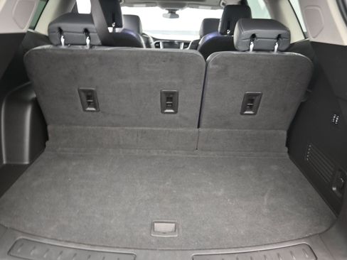 Used 2018 Buick Enclave Premium w/ Experience Buick Package image 18