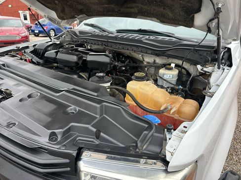 Used 2017 Ford F250 XL w/ Power Equipment Group image 42