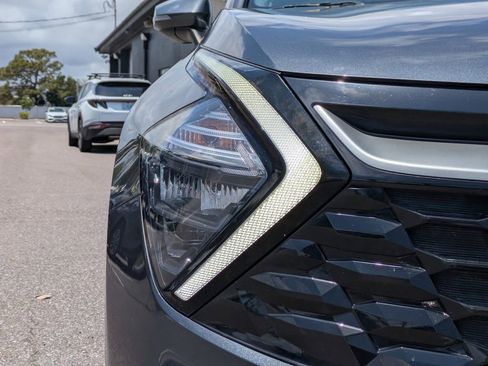 Used 2023 Kia Sportage EX FWD image 10