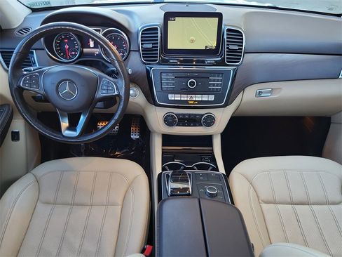 Used 2019 Mercedes-Benz GLE 400 GLE 400 image 15