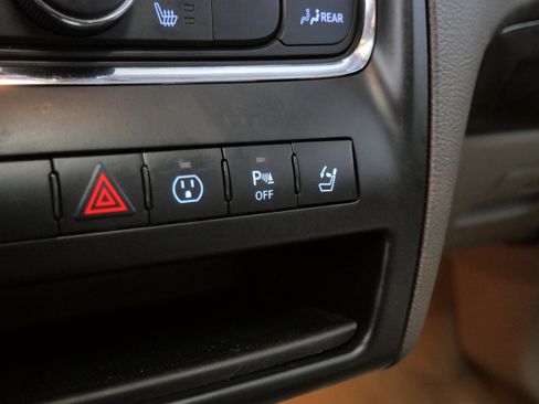 Used 2013 Dodge Durango Crew w/ Crew Convenience Group image 31