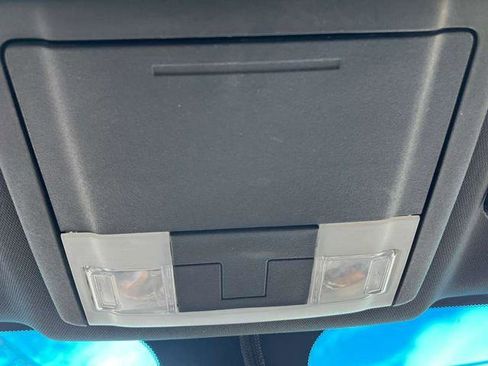 Used 2015 Ford Taurus SEL w/ Equipment Group 201A image 33