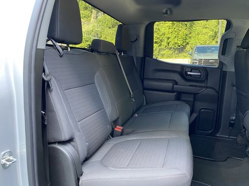 Used 2022 Chevrolet Silverado 1500 Custom Trail Boss w/ Safety Confidence Package AWD/4WD image 33