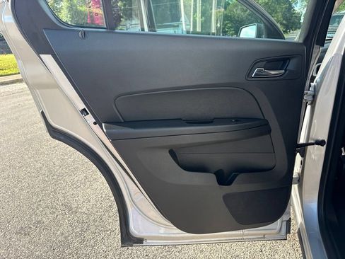 Used 2016 Chevrolet Equinox LS FWD image 21