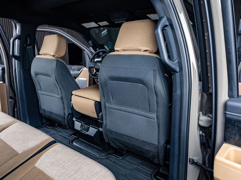 Used 2026 Ford F450 XLT w/ XLT Premium Package image 31