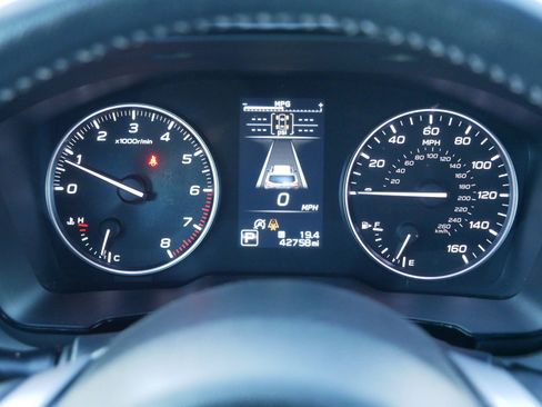 Used 2023 Subaru Outback Premium image 21