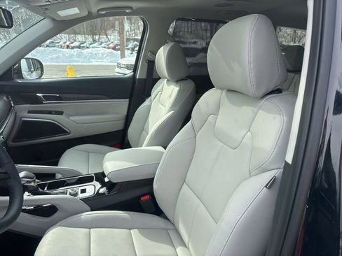 New 2025 Kia Telluride EX image 23