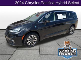 Used 2024 Chrysler Pacifica Limited FWD 360° Tour