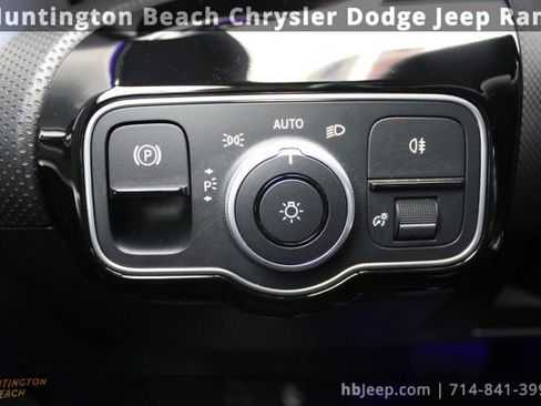 Used 2025 Mercedes-Benz CLA 250 image 18