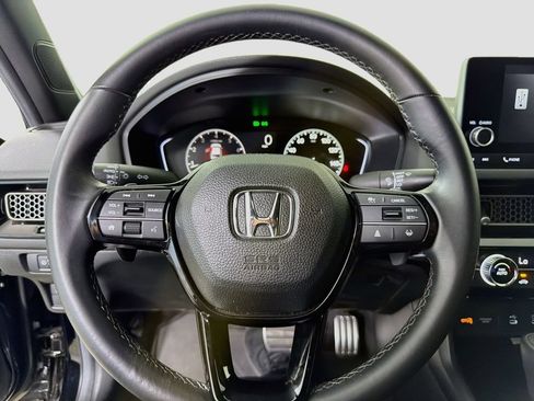 Used 2025 Honda Civic Sport image 14