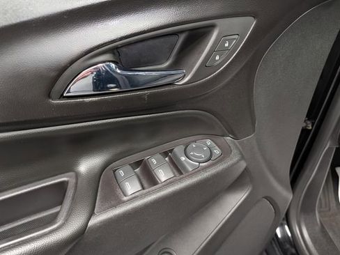 Used 2018 Chevrolet Equinox LT w/ Redline Edition AWD/4WD image 15