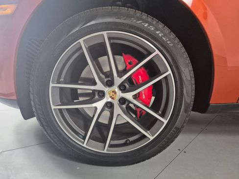 Used 2022 Porsche Macan S AWD/4WD image 10