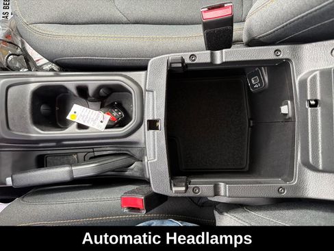 Used 2025 Jeep Wrangler Unlimited Sport AWD/4WD image 27
