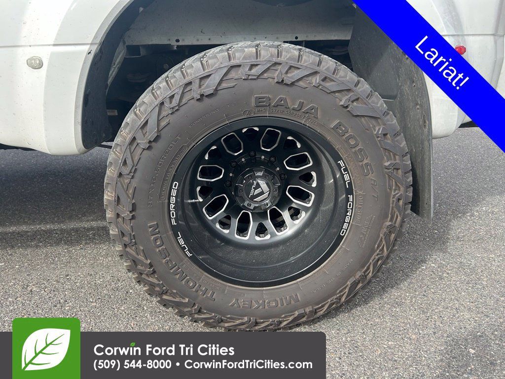 Used 2020 Ford F350 Lariat w/ Lariat Ultimate Package AWD/4WD image 4