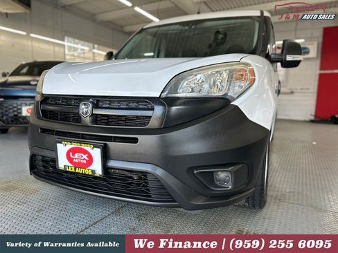Used 2017 RAM ProMaster City Tradesman w/ Rear Back-up Camera Group FWD image 2