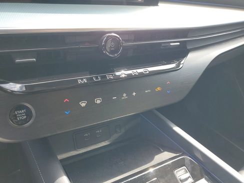 Used 2025 Nissan Murano SL image 32