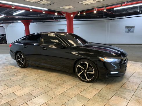 Used 2020 Honda Accord Sport image 10