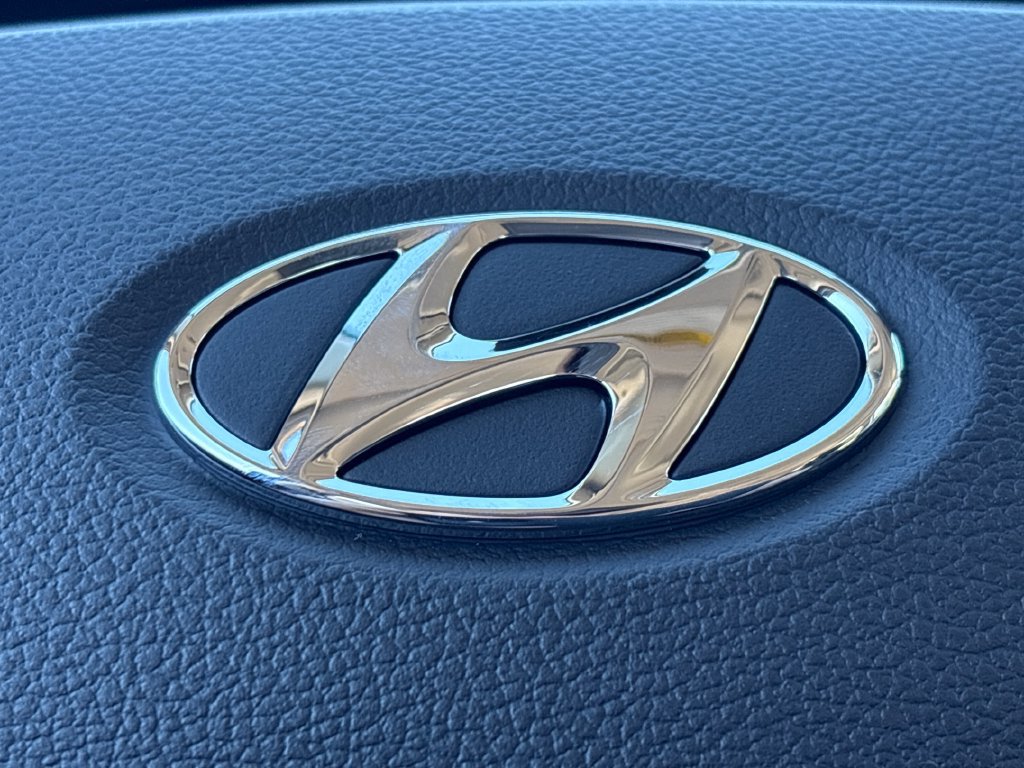 New 2026 Hyundai Venue SEL FWD image 26