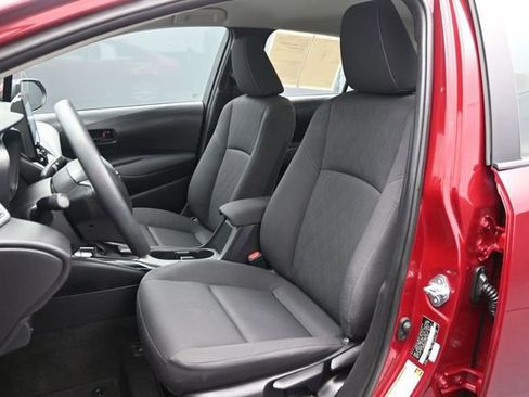 Used 2024 Toyota Corolla LE FWD image 10