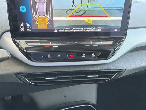 Certified 2023 Volkswagen ID.4 Pro RWD image 18