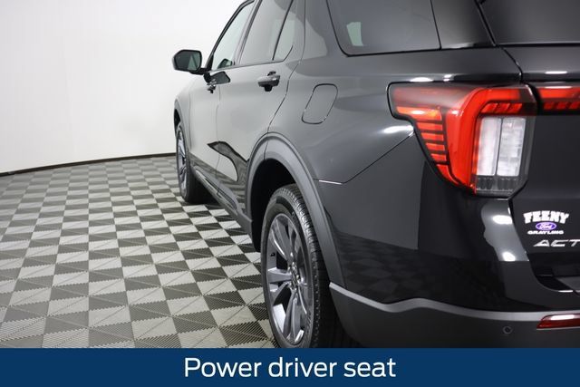 New 2026 Ford Explorer Active w/ Active Comfort Package AWD/4WD image 17
