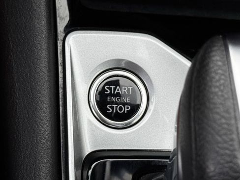 Used 2024 Nissan Altima 2.5 SV FWD image 21