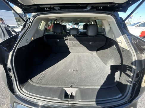 Used 2023 Nissan Murano SV w/ SV Midnight Edition Package image 28