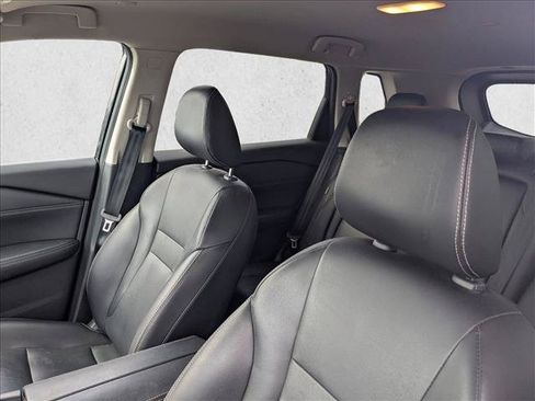 Used 2024 Nissan Rogue SL FWD image 14